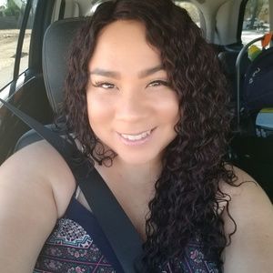 Meet your Posher, Mayra